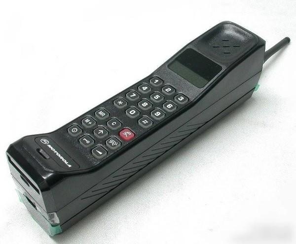 <b>快递车起火短信：紧急预警，安全不容忽视</b>